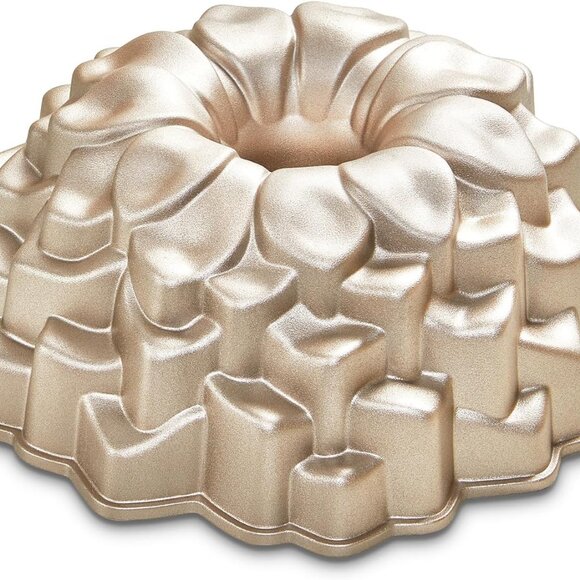 Nordic Ware Other - Nordic Ware Blossom Bundt Pan